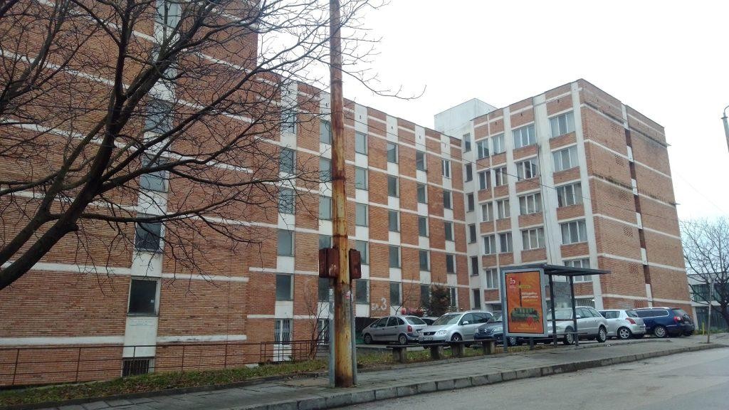 Блок 3 преди и след реновирането